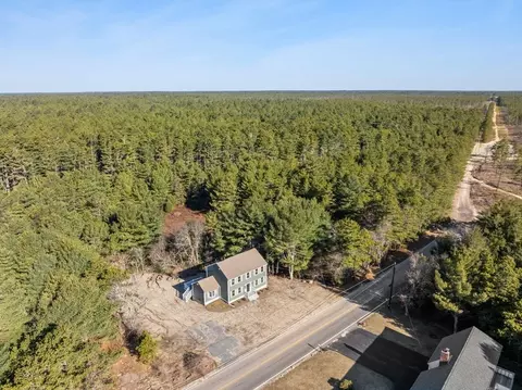 View/Area - 310 Charge Pond Rd, Wareham, MA 02571 photo 1 of 2