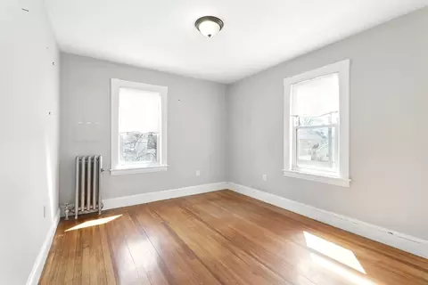 Bedroom - 10 Wilber St, Springfield, MA 01104 photo 3 of 4