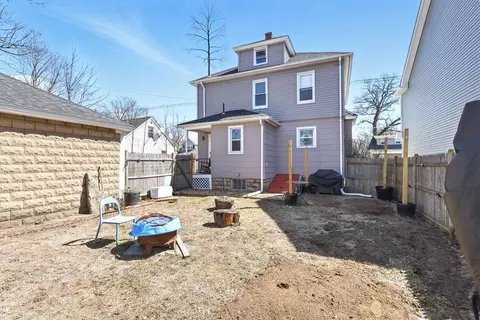 Exterior - 10 Wilber St, Springfield, MA 01104 photo 9 of 10