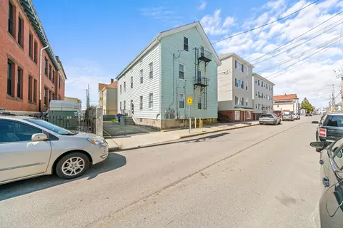 281 Harrison St, Fall River, MA 02723