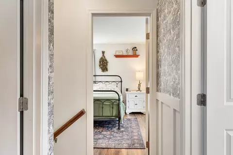 Entry Way - 141 Nourse Rd, Ashby, MA 01431 photo 4 of 4