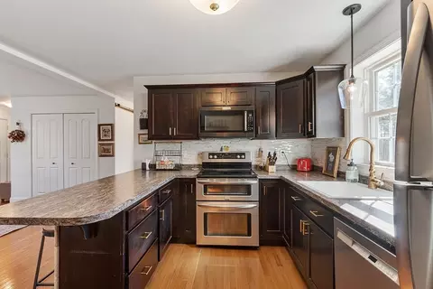 Kitchen - 141 Nourse Rd, Ashby, MA 01431 photo 4 of 4