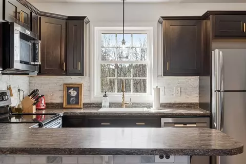 Kitchen - 141 Nourse Rd, Ashby, MA 01431 photo 3 of 4