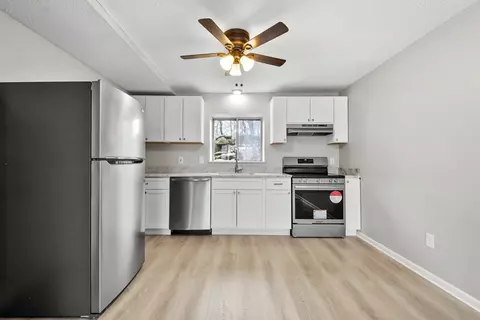 5455 N Main St #6B, Fall River, MA 02720 photo 4