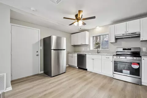 5455 N Main St #6B, Fall River, MA 02720 photo 3