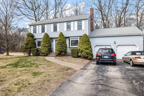 20 Ballou Rd, Hopedale, MA 01747