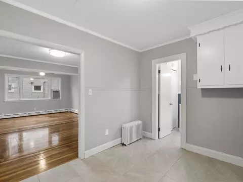 218 Hamlet St, Fall River, MA 02724 photo 11