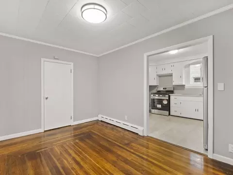 218 Hamlet St, Fall River, MA 02724 photo 10
