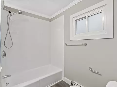 218 Hamlet St, Fall River, MA 02724 photo 24