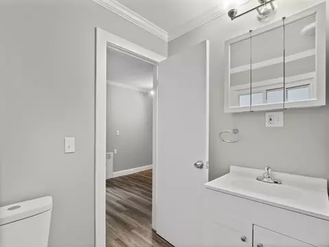 218 Hamlet St, Fall River, MA 02724 photo 25