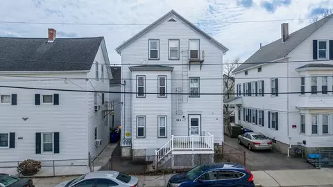 111 Buffinton St, Fall River, MA 02721