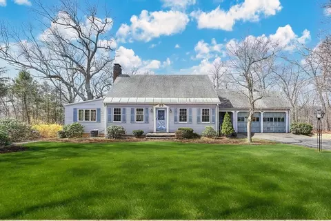 1057 High St, Palmer, MA 01069
