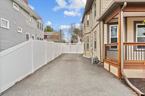 4 Roosevelt Ave, Beverly, MA 01915 photo 5