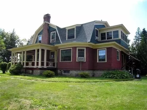 67 Sugarloaf St, Deerfield, MA 01373