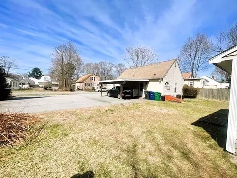 82 Fuller St, Warwick, RI 02889 photo 3