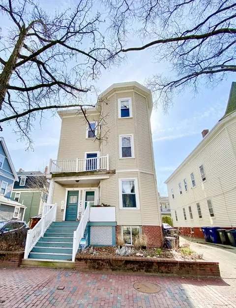 10 Beech St, Cambridge, MA 02140