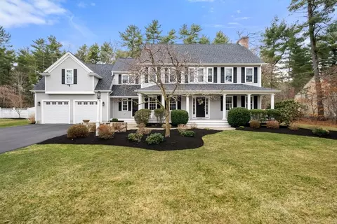 204 Union St, Hanover, MA 02339