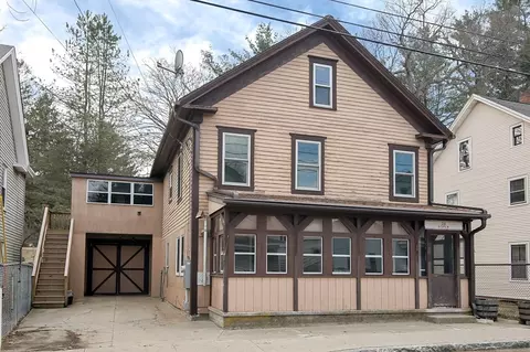 26 Aspen St, Ware, MA 01082