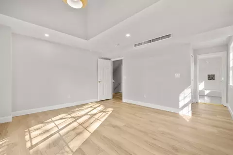 Other - 4 Midgley Ln, Worcester, MA 01604 photo 6 of 14