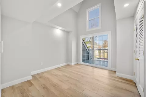 Other - 4 Midgley Ln, Worcester, MA 01604 photo 2 of 14