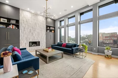 221 Columbus Ave #202, Boston, MA 02116