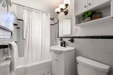 110 Evans Rd #2, Brookline, MA 02445 photo 19