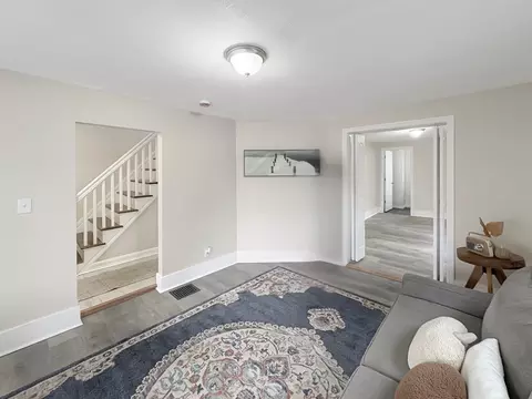 103 Middlesex St, Springfield, MA 01109 photo 6
