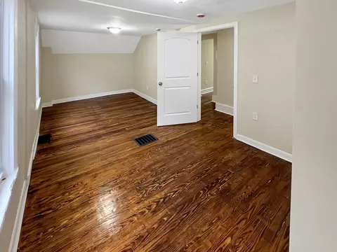 103 Middlesex St, Springfield, MA 01109 photo 23