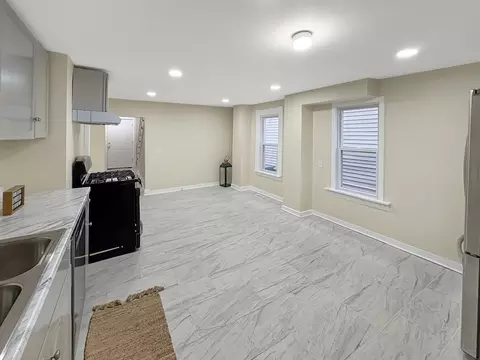 103 Middlesex St, Springfield, MA 01109 photo 13