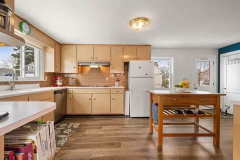 Kitchen - 17 Espie Ave, Maynard, MA 01754 photo 1 of 5