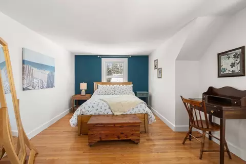 Bedroom - 17 Espie Ave, Maynard, MA 01754 photo 2 of 6