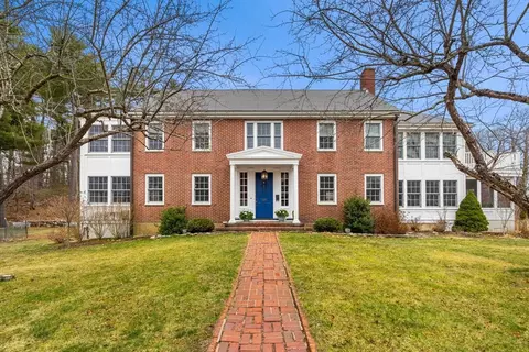 9 Windemere Park, Manchester, MA 01944