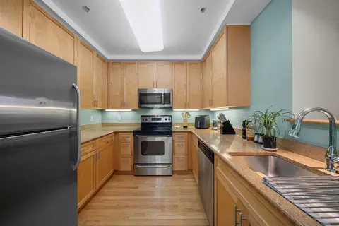 175 Cottage St #312, Chelsea, MA 02150