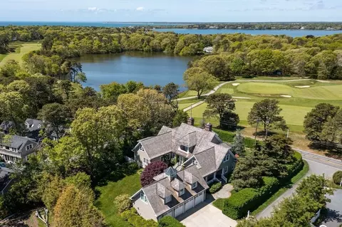 320 Parker Rd, Barnstable, MA 02655
