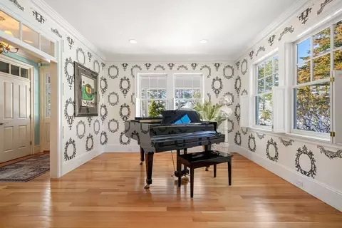 320 Parker Rd, Barnstable, MA 02655 photo 9