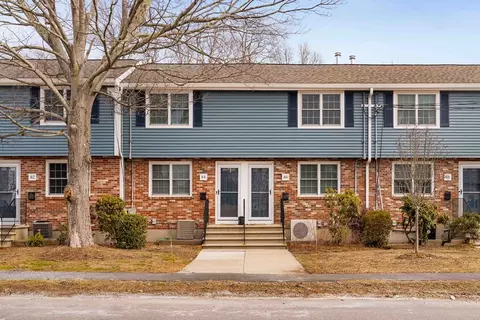 86 Hooper Rd #86, Dedham, MA 02026