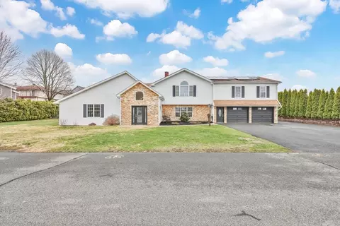 168 Lockland St, Ludlow, MA 01056