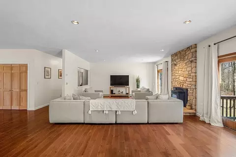 361 Boston Rd, Sutton, MA 01590 photo 21