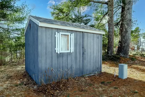 52 Holiday Dr, Wareham, MA 02576 photo 35