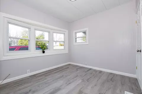 52 Holiday Dr, Wareham, MA 02576 photo 33