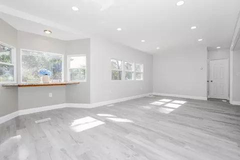 52 Holiday Dr, Wareham, MA 02576 photo 16