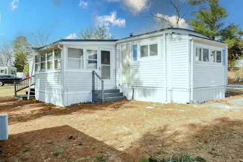 52 Holiday Dr, Wareham, MA 02576 photo 36
