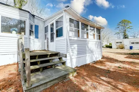 52 Holiday Dr, Wareham, MA 02576 photo 34