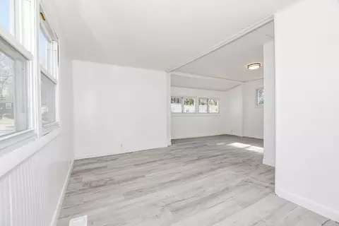 52 Holiday Dr, Wareham, MA 02576 photo 27