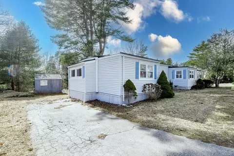 52 Holiday Dr, Wareham, MA 02576 photo 38