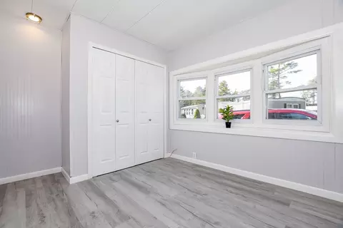 52 Holiday Dr, Wareham, MA 02576 photo 31