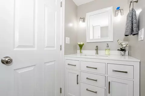 52 Holiday Dr, Wareham, MA 02576 photo 21