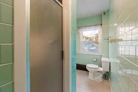 Bath - 1 Brightside Ave, Gloucester, MA 01930 photo 1 of 3