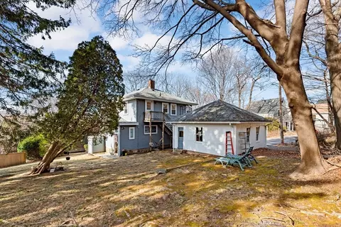 Exterior - 1 Brightside Ave, Gloucester, MA 01930 photo 3 of 4