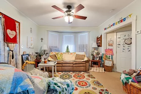 Living - 1 Brightside Ave, Gloucester, MA 01930 photo 3 of 4